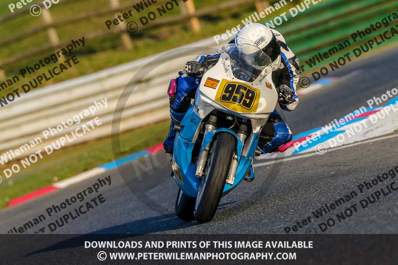 PJ Motorsport Photography 2018;enduro digital images;event digital images;eventdigitalimages;mallory park;mallory park photographs;mallory park trackday;mallory park trackday photographs;no limits trackdays;peter wileman photography;racing digital images;trackday digital images;trackday photos